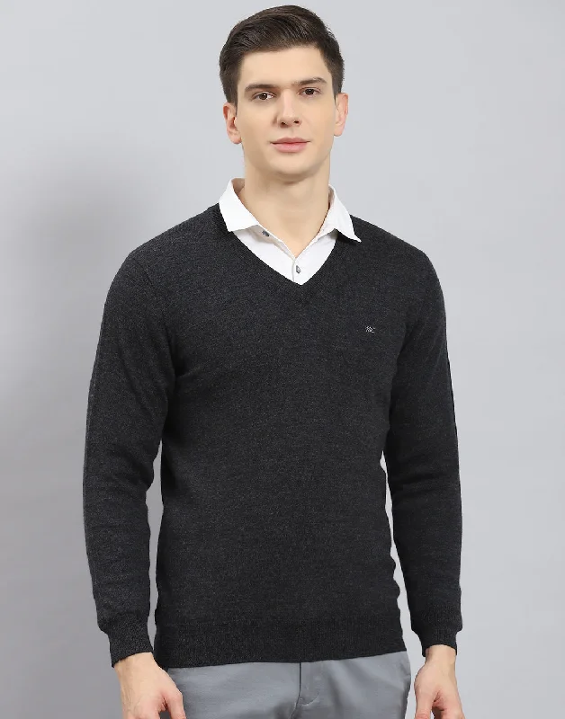 Men Grey Solid V Neck Full Sleeve Sweater